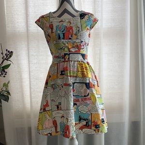 Retrolicious cap sleeve sewing comic dress